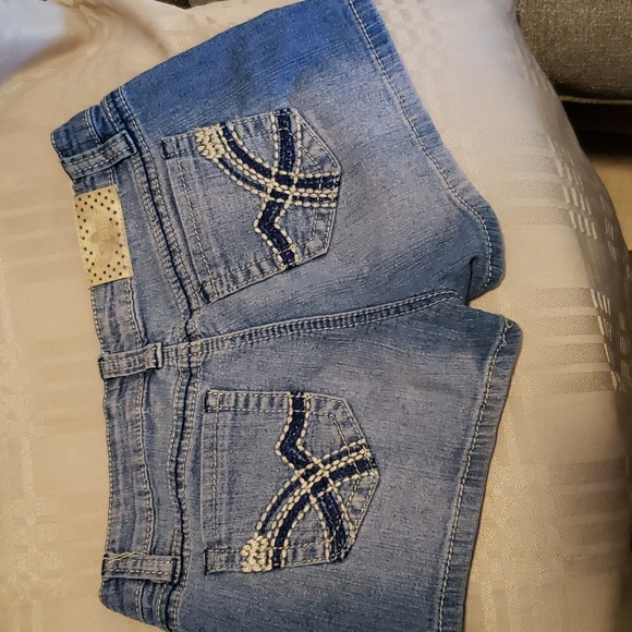 YMI jean shorts no button (0269) - Picture 2 of 4